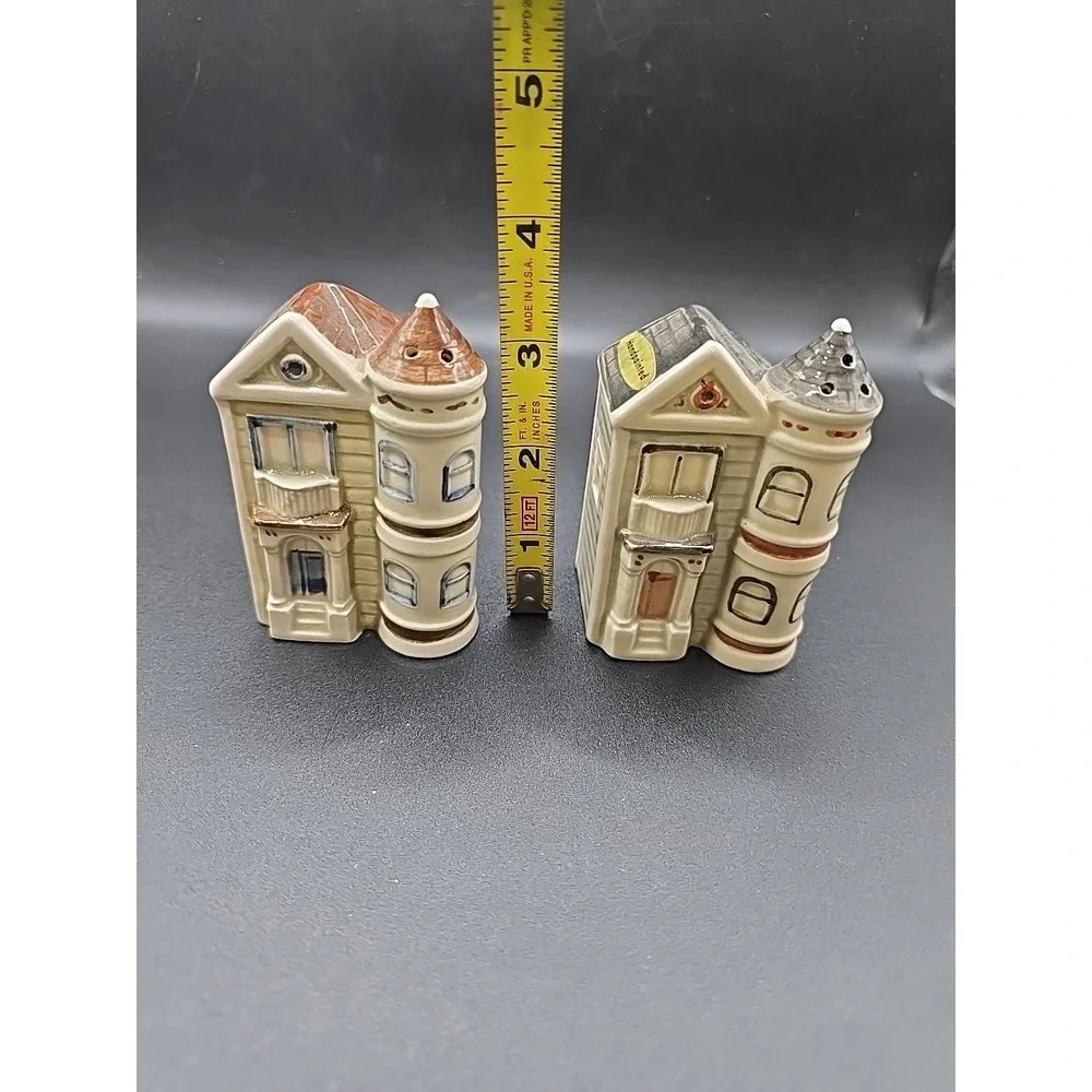 Vtg Otagiri Victorian Row House Salt  Pepper Shakers Hand Painted Japan OMC 1981